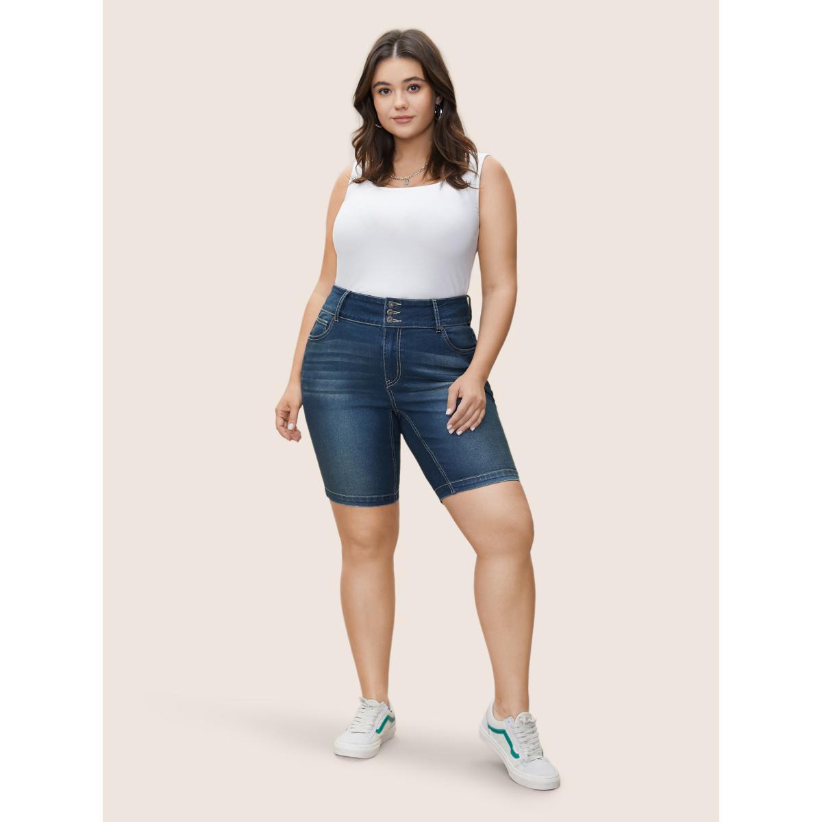 Plus Size Skinny Medium Wash Pocket Button Up Denim Shorts Women Indigo Non High stretch Everyday Slanted pocket Casual Denim Shorts BloomChic 10/M Product Image
