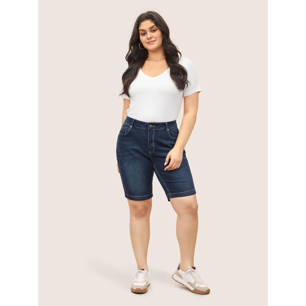 Plus Size Very Stretchy High Rise Dark Wash Denim Shorts Women DarkBlue Casual Plain High stretch Slanted pocket Jeans BloomChic 24/3X Product Image