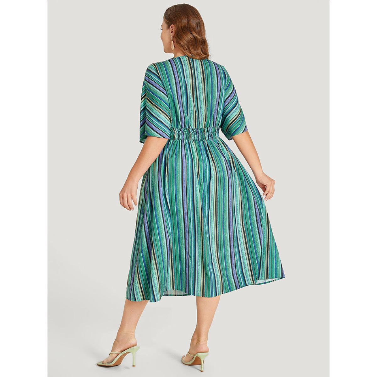 Plus Size Striped Contrast Pocket Knot Shirred Batwing Sleeve Dress Green Women Vacation Gathered V-neck Short sleeve Curvy Midi Dress BloomChic 26/4X Product Image
