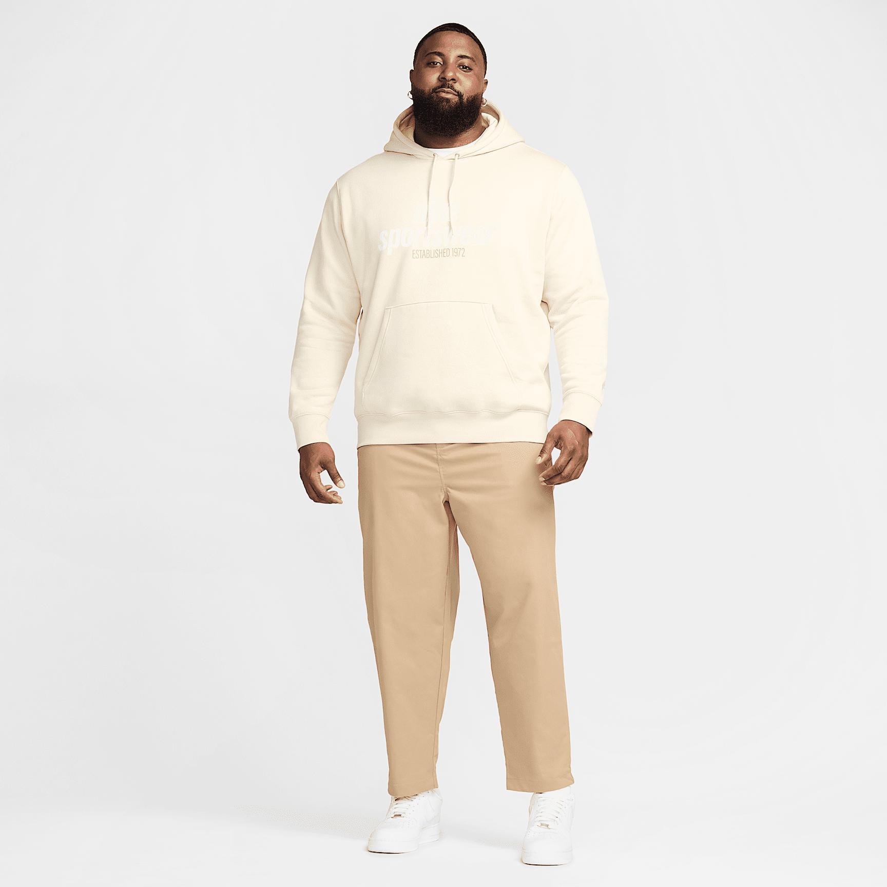 Nike Men's Club Woven Tapered Pants Product Image