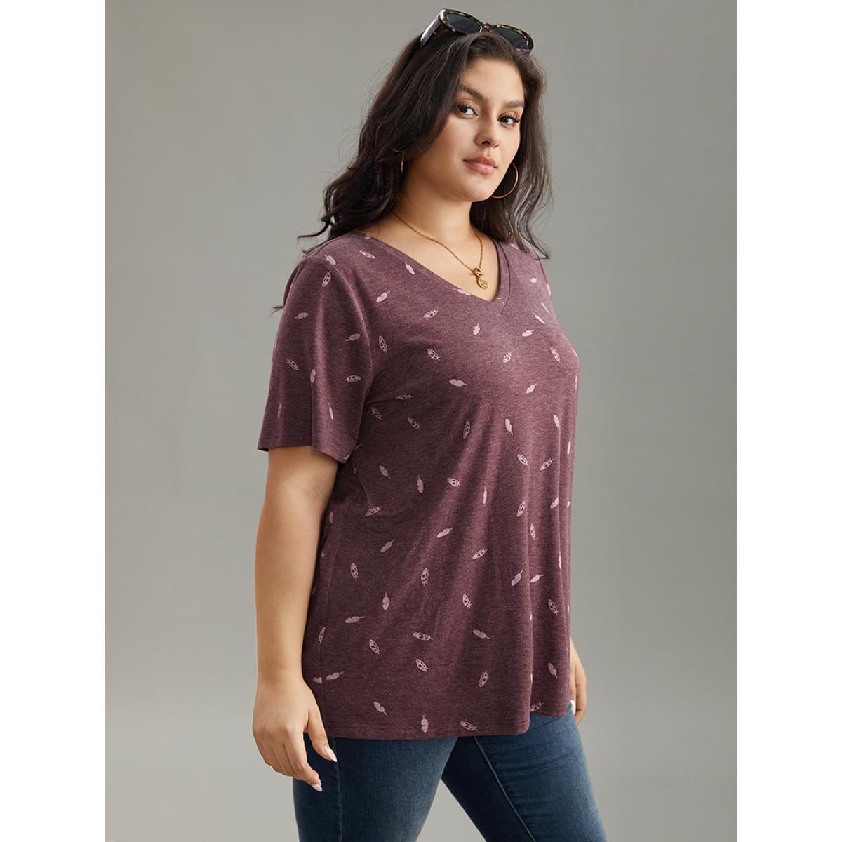 Plus Size Feather Print V Neck T-shirt Scarlet Women Casual Printed Feather V-neck Dailywear T-shirts BloomChic 22-24/3X Product Image