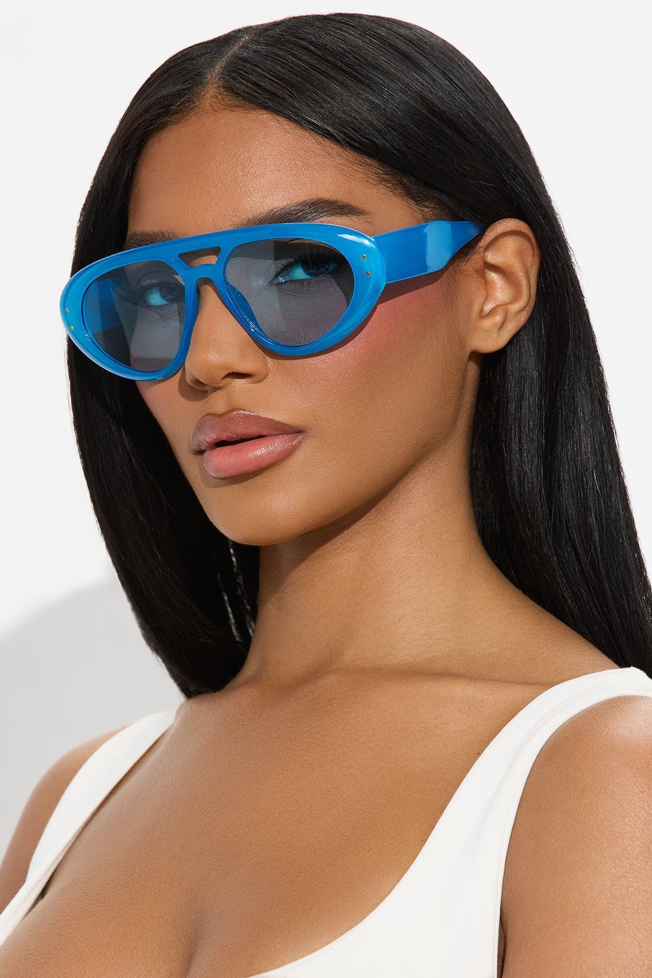 Lost In The Moment Sunglasses - Blue Product Image