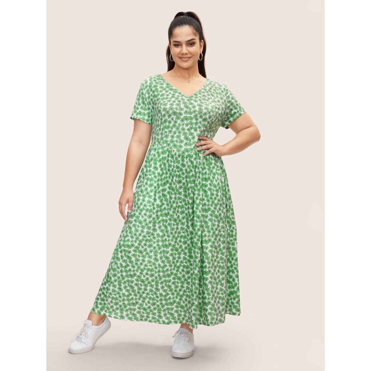 Plus Size Ditsy Floral Elastic Waist Maxi Dress Palemauve Women Casual Non V-neck Short sleeve Curvy BloomChic 30/6X Product Image