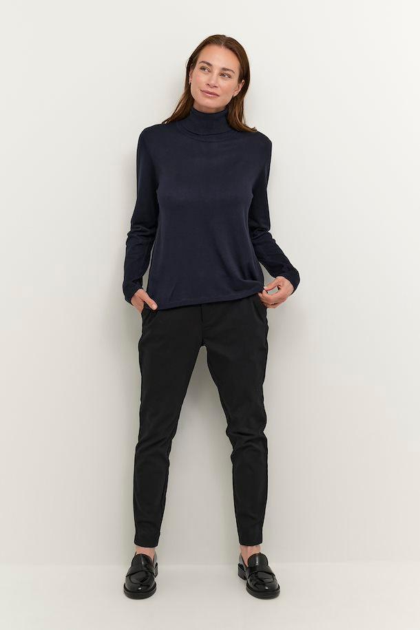 Annemarie Pullover Product Image