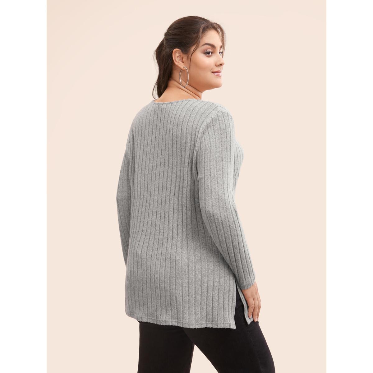 Plus Size Plain Textured Pit Strip Split Hem T-shirt LightGray Women Casual Texture V-neck Everyday T-shirts BloomChic 12/L Product Image