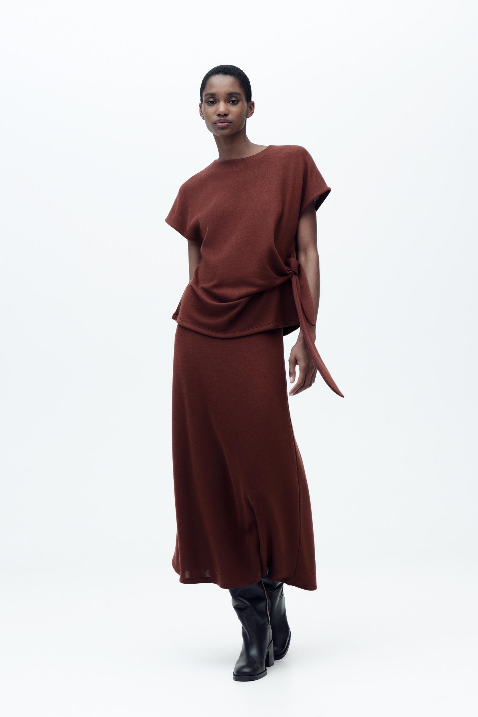 SOFT MIDI SKIRT Product Image