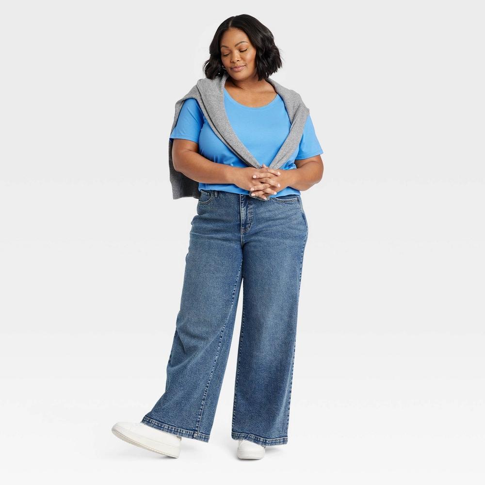 Women's Short Sleeve Scoop Neck Drapey T-Shirt - Ava & Viv™ Product Image