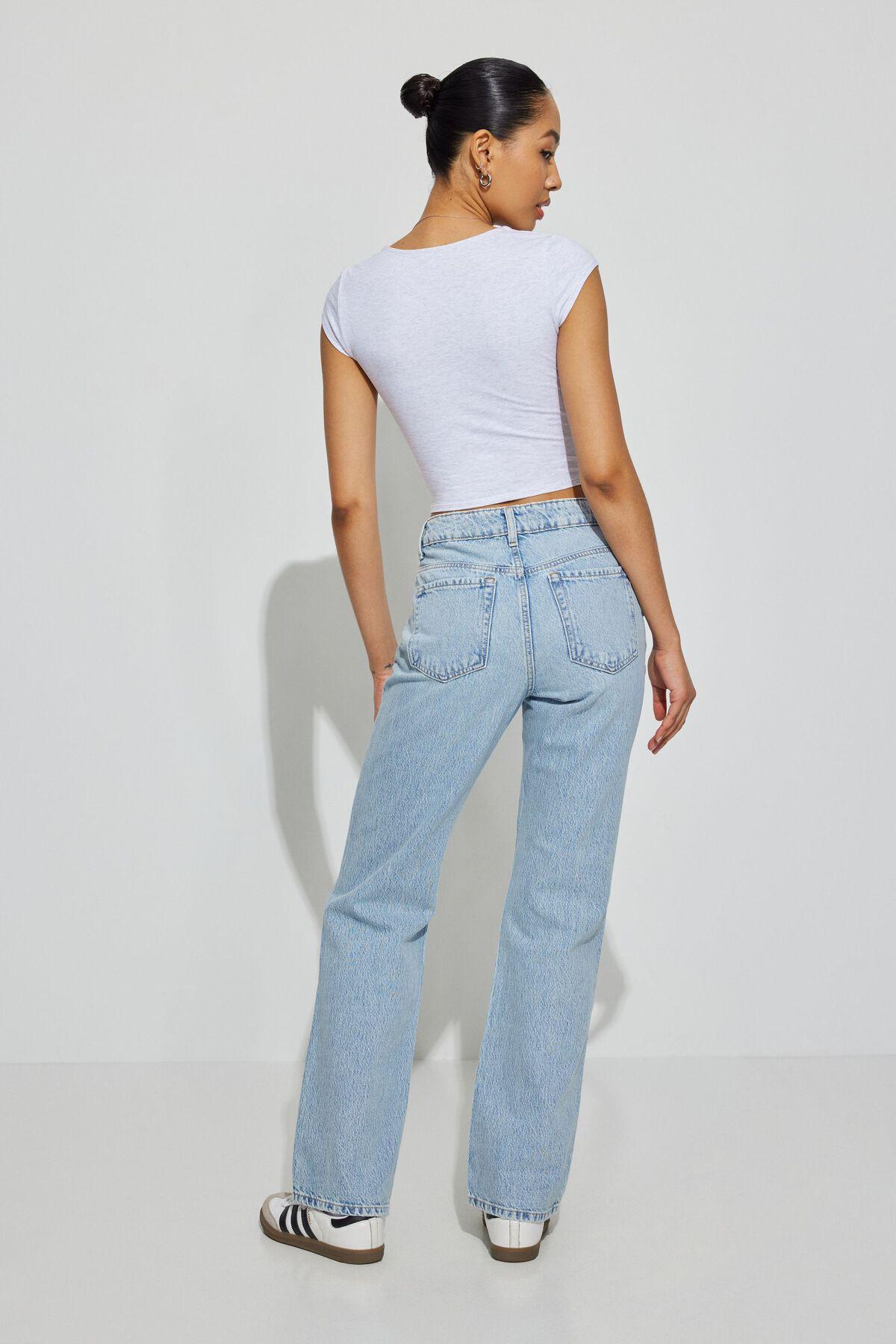 90's Straight Jean Product Image