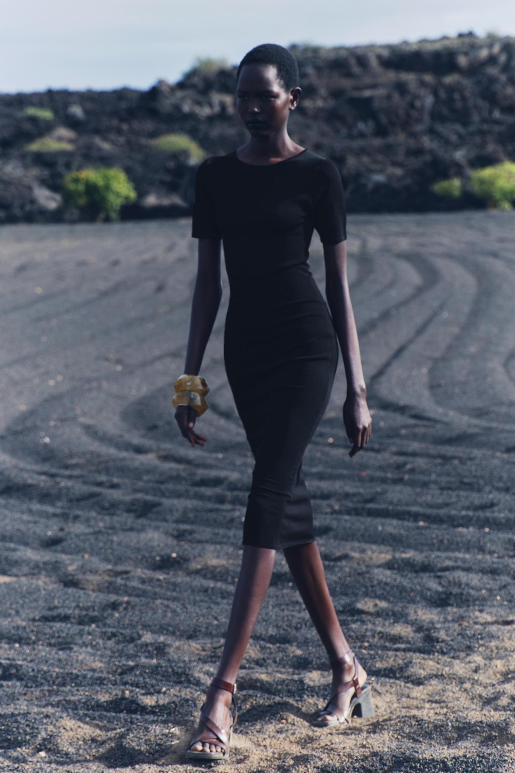 BASIC KNIT FITTED MIDI DRESS Product Image