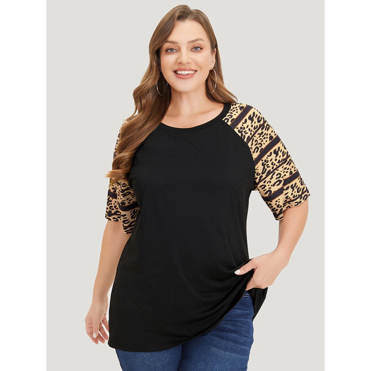 Plus Size Leopard Print Contrast Raglan Sleeve T-shirt Black Women Casual Contrast Leopard Round Neck Dailywear T-shirts BloomChic 30/6X Product Image
