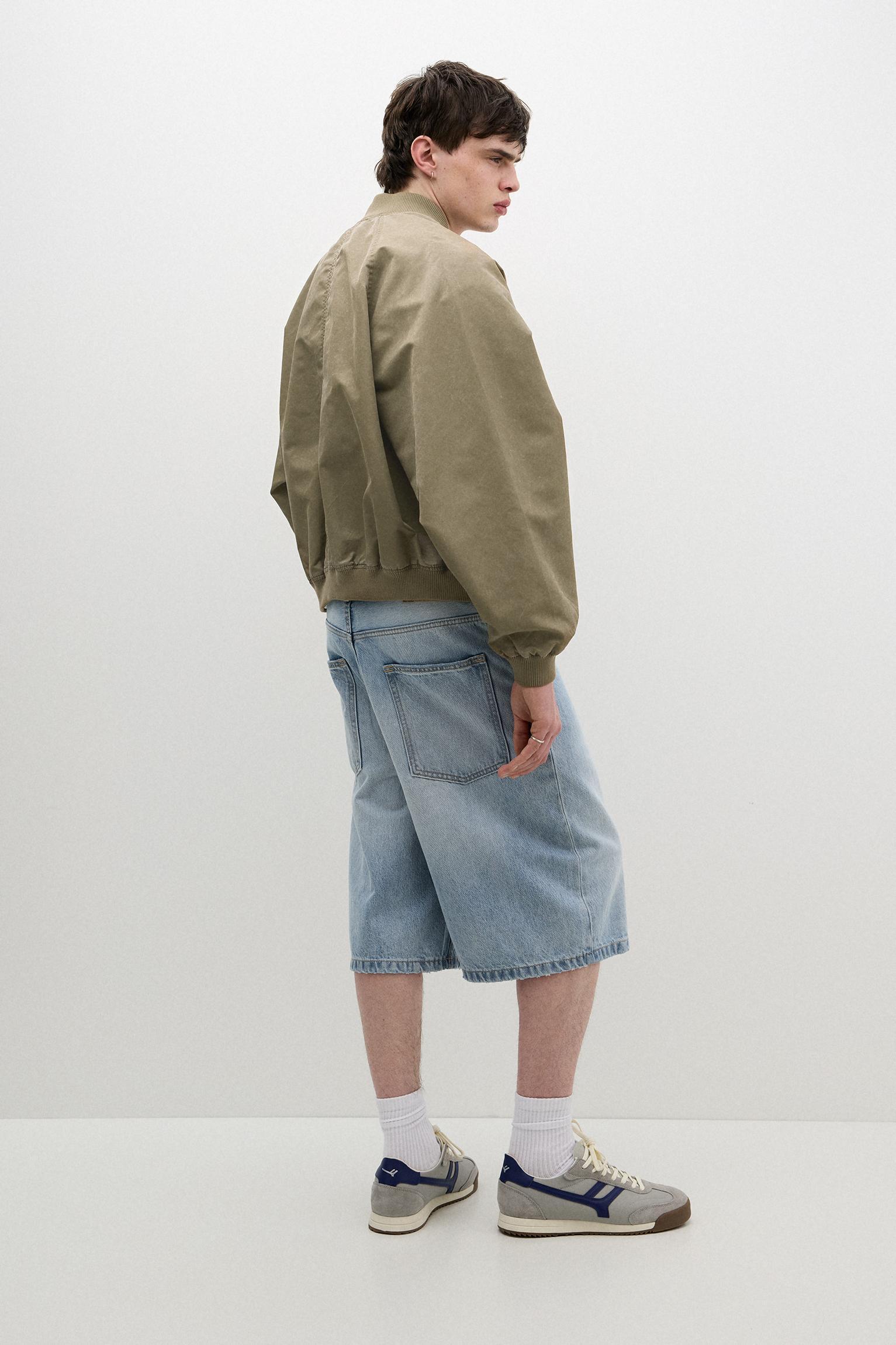 Bomber jacket with pockets Product Image