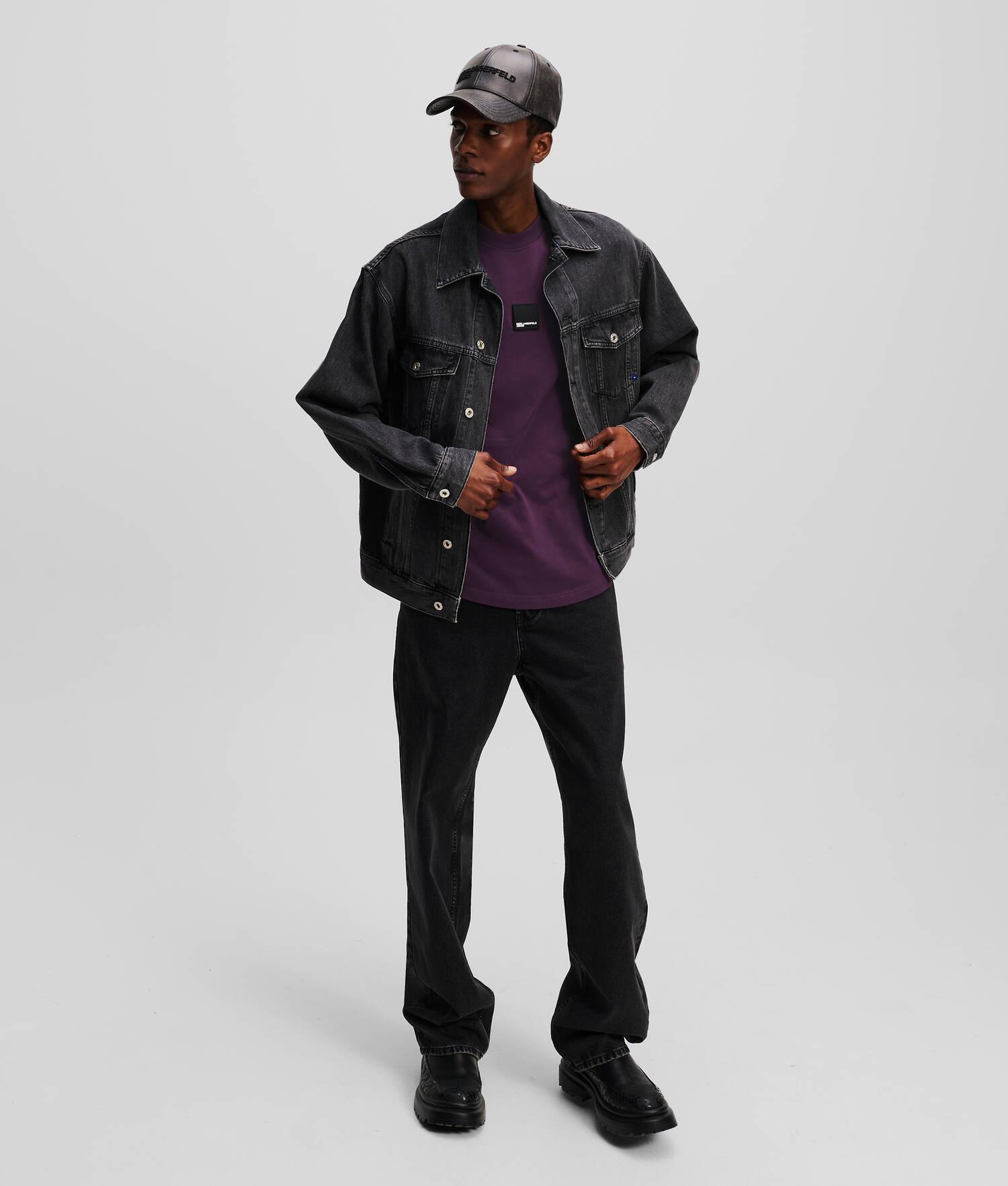 KLJ CURVED HEM T-SHIRT Product Image