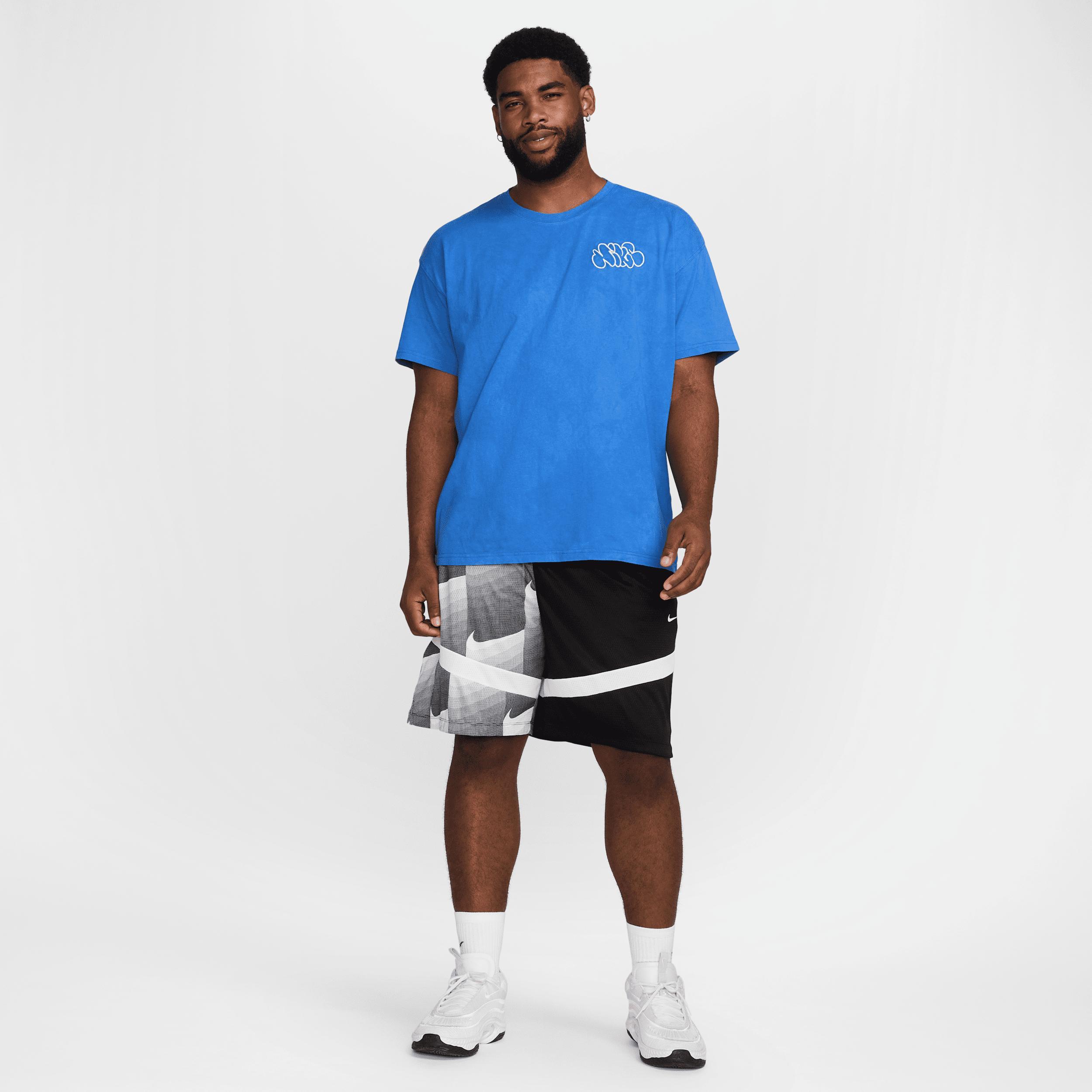 Nike Men's Max90 Basketball T-Shirt Product Image