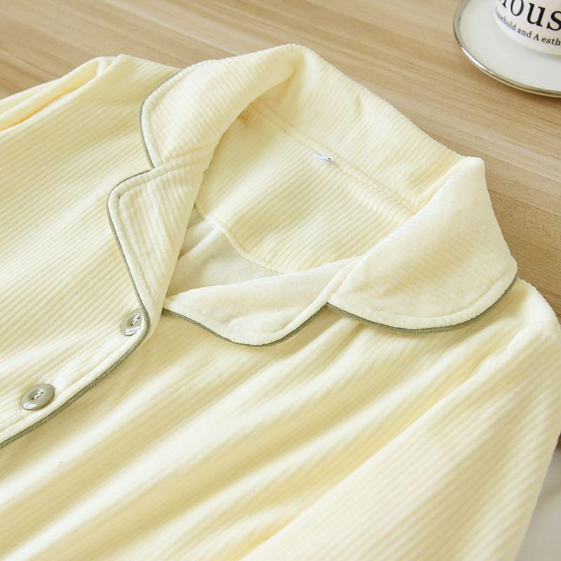 Couple Matching Contrast Trim Pajama Set Product Image