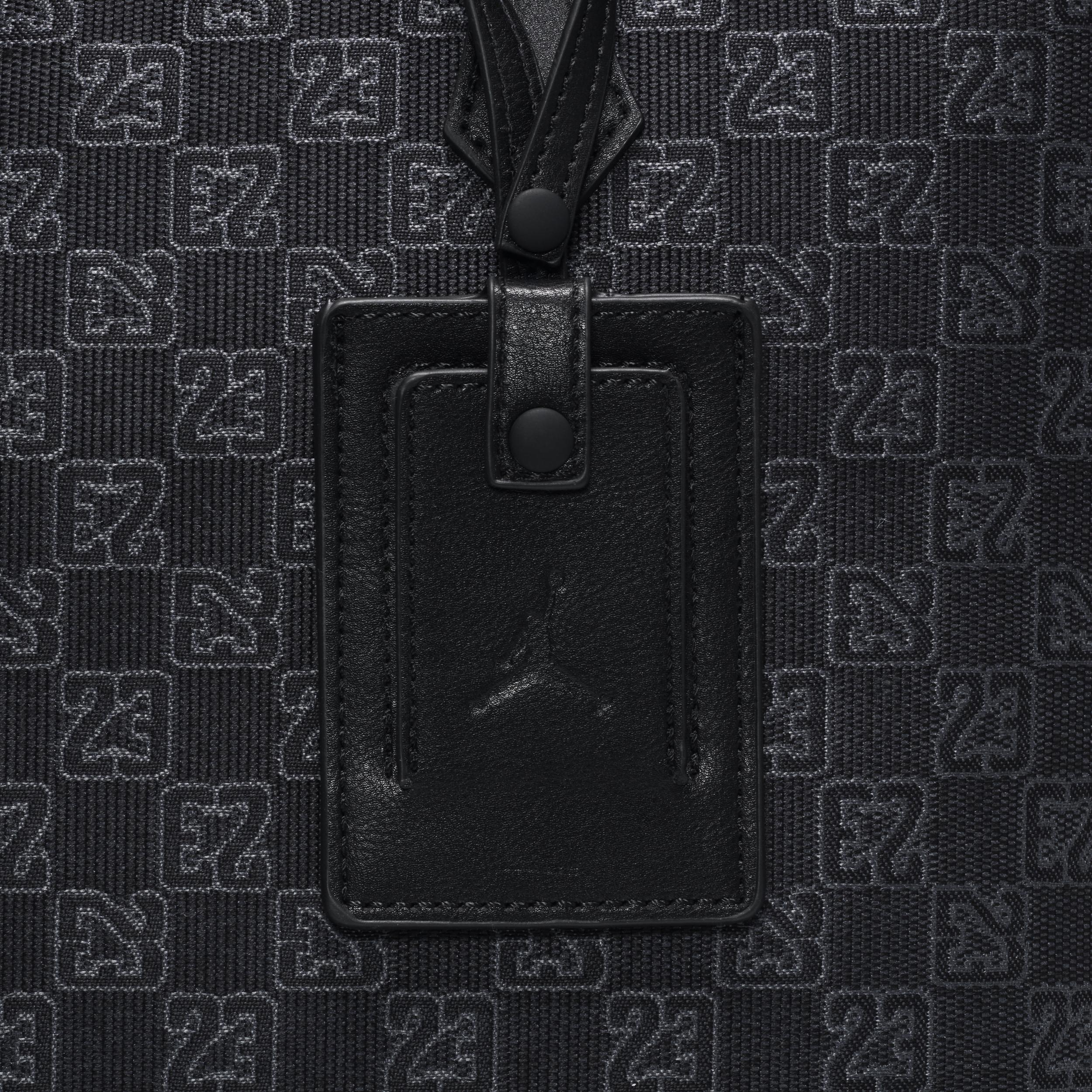Jordan Monogram Men's Tote Bag (32L) Product Image