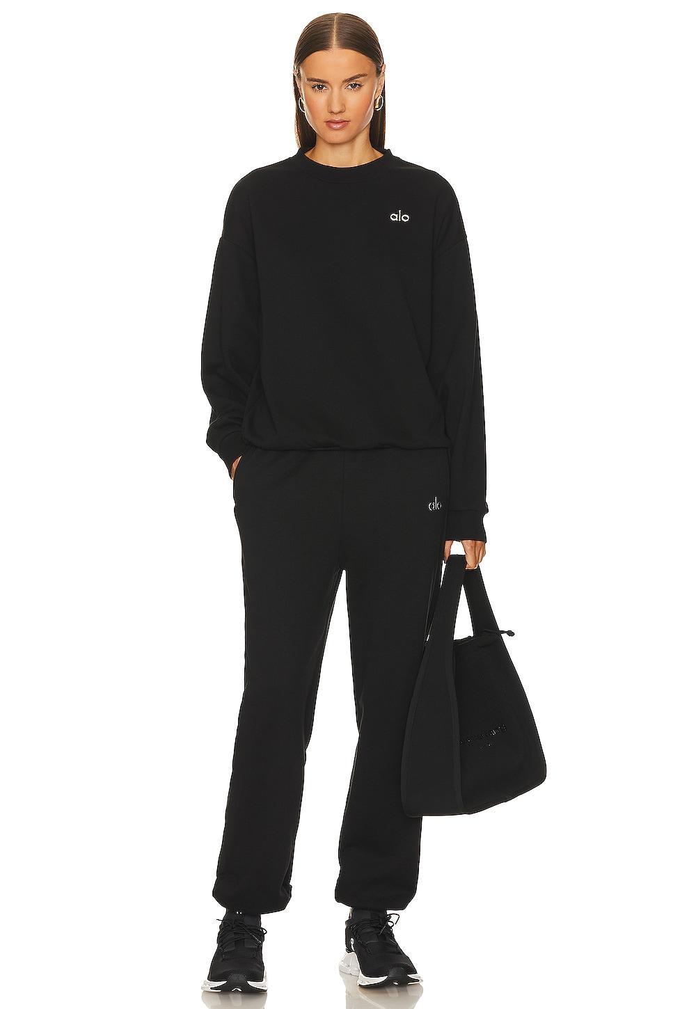 Accolade Crew Neck Pullover Sweatshirt alo Product Image