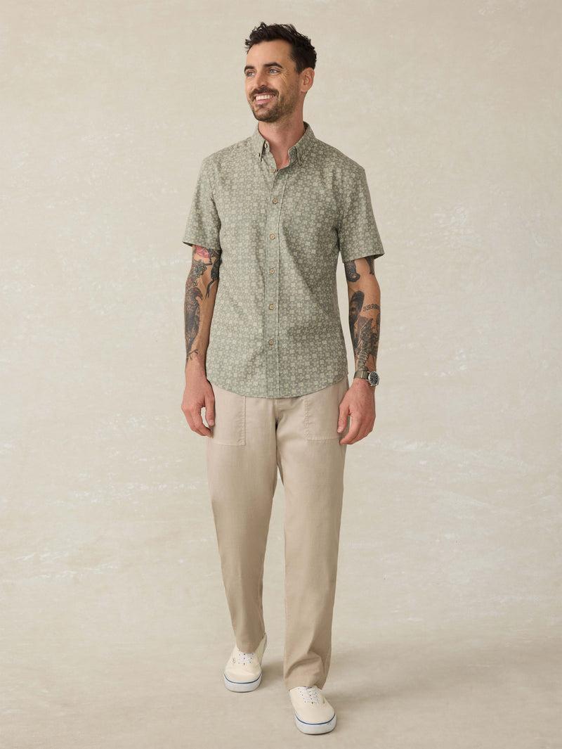 Short-Sleeve Breeze Shirt - Sundried Sage Emblem Product Image