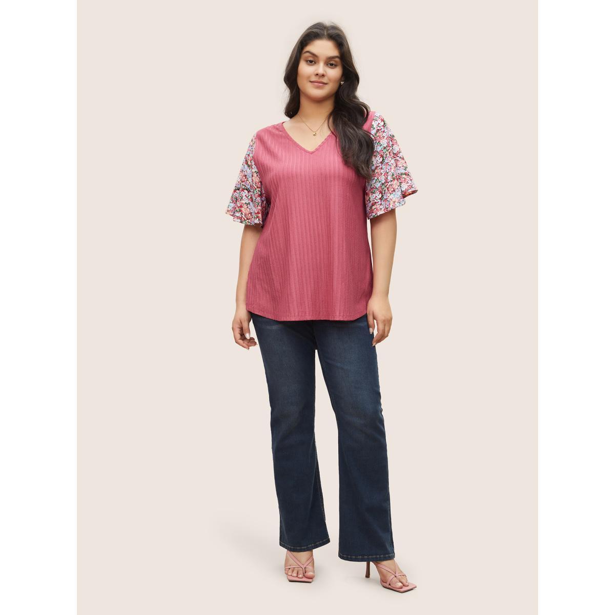 Plus Size Ditsy Floral Patchwork Plisse Flutter Sleeve T-shirt Pink Women Elegant V-neck Everyday T-shirts BloomChic 12/L Product Image