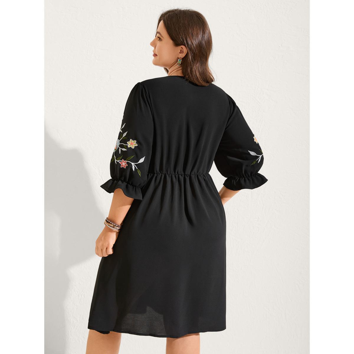 Plus Size Floral Embroidered V-Neck Pockets Knee Dress Black Women V-neck Elbow-length sleeve Curvy BloomChic 18-20/2X Product Image