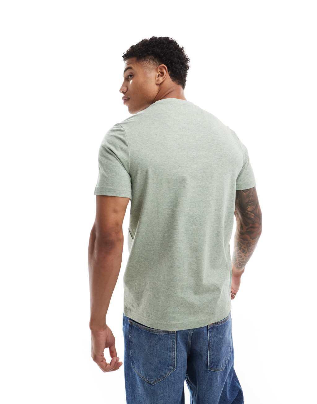 Farah danny short sleeve T-shirt in green Product Image