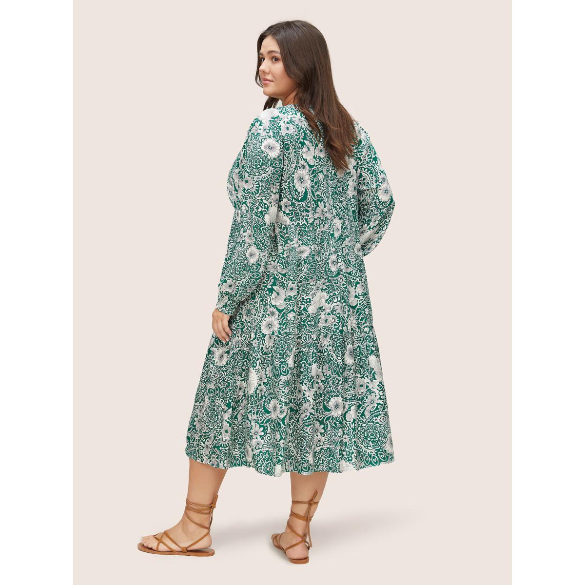 Plus Size Floral Shirred Button Detail Lantern Sleeve Dress Emerald Women Resort Non Notched collar Long Sleeve Curvy Midi Dress BloomChic 12/L Product Image