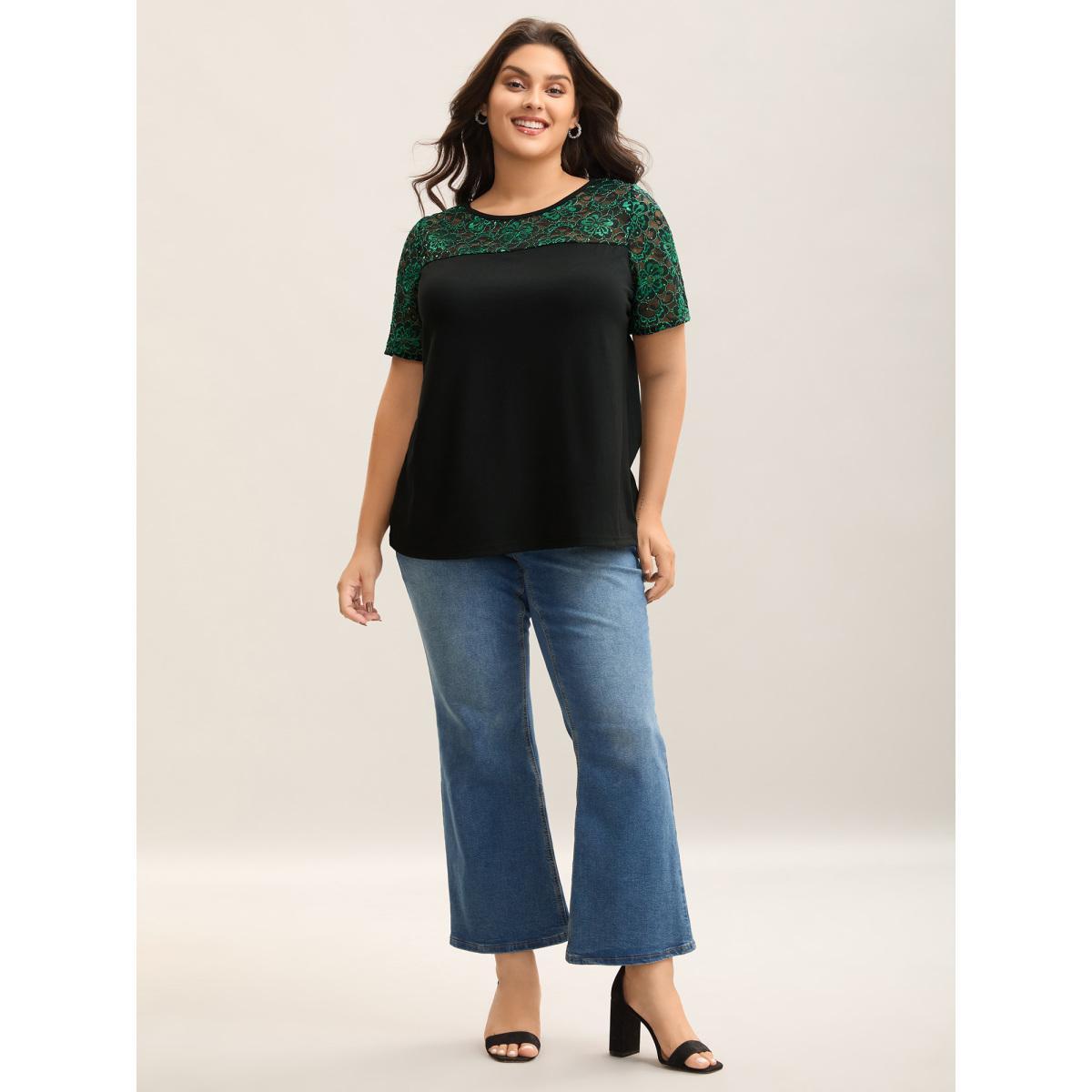 Plus Size Lace Neck Sequins Color Contrast T-Shirt Black Women Elegant Texture Round Neck Everyday T-shirts BloomChic 22-24/3X Product Image