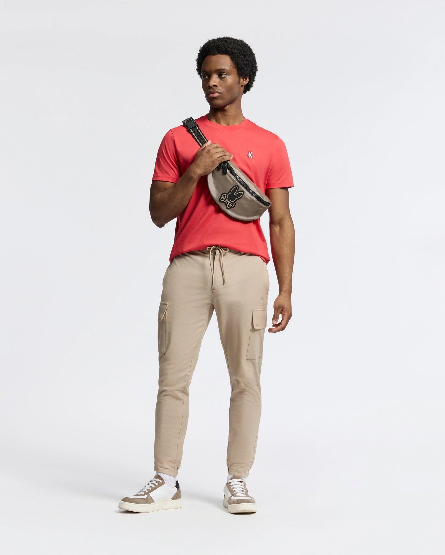 MENS CLASSIC CREW NECK TEE - B6U014F200 Product Image
