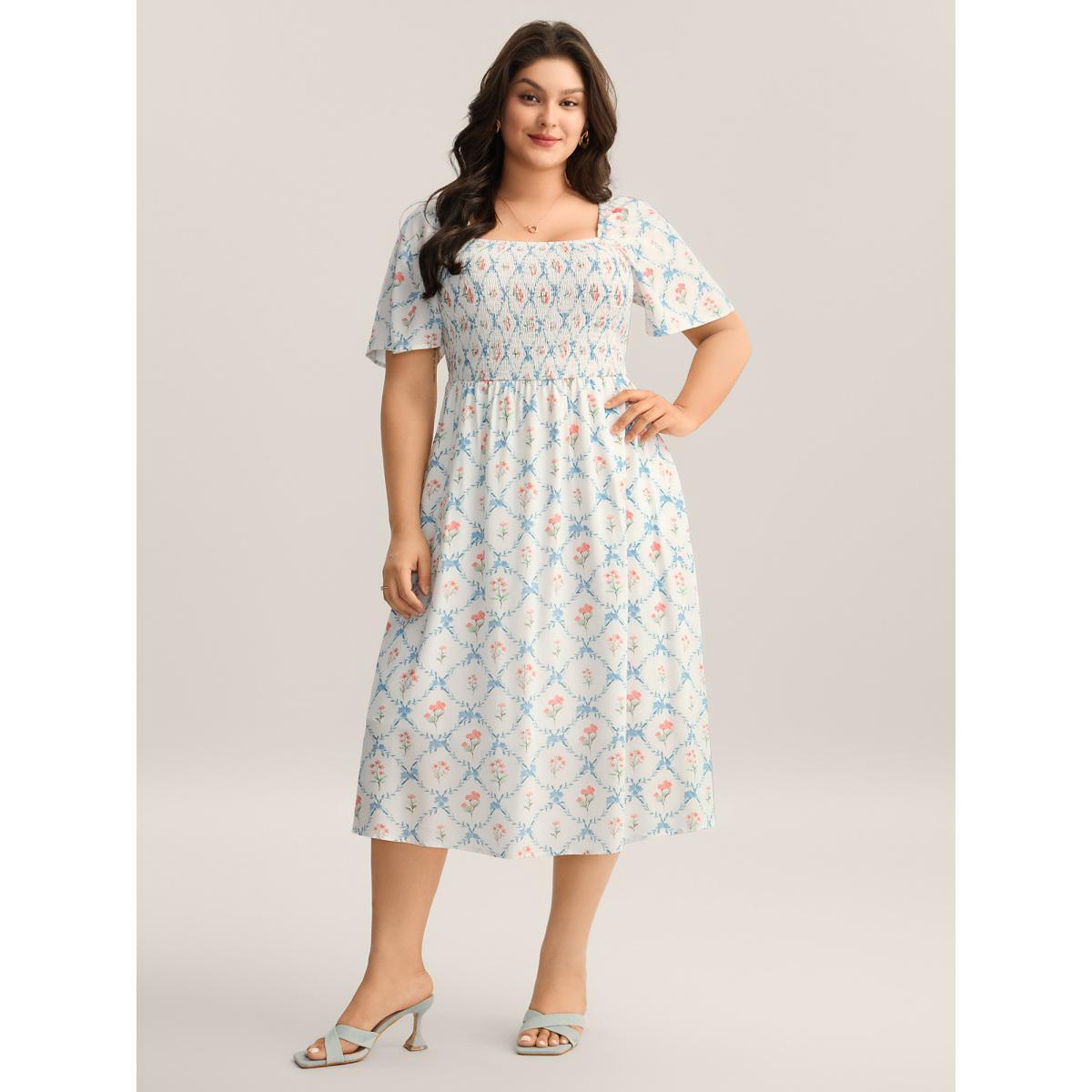 Plus Size Shirred Floral Print Pockets Midi Dress Originalwhite Women Square Neck Short sleeve Curvy BloomChic 18-20/2X Product Image