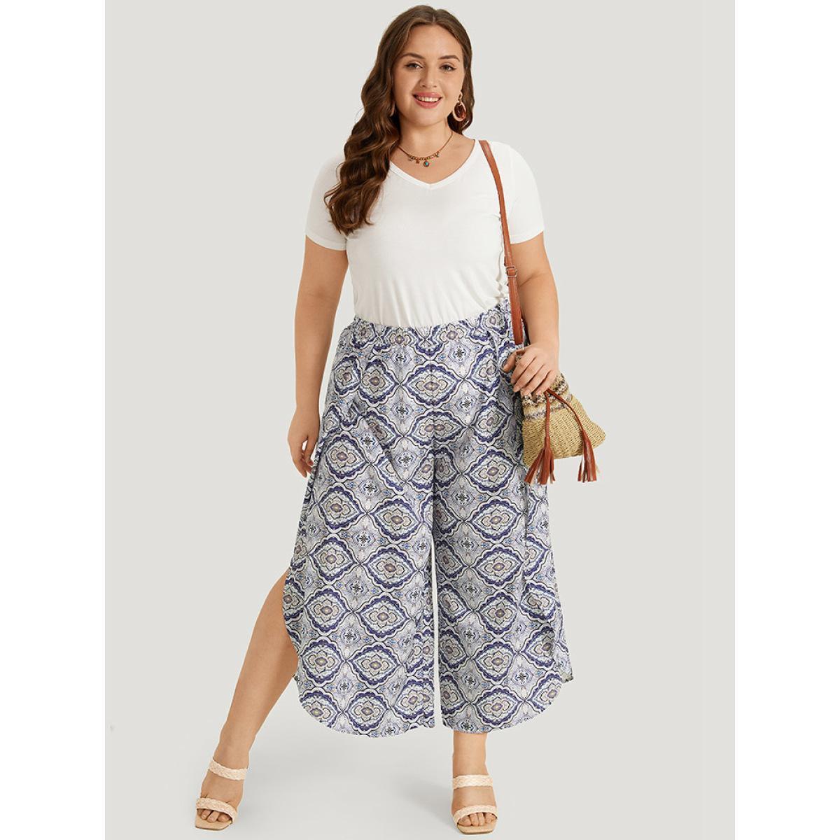 Plus Size Bandana Pocket Wrap Hem Elastic Waist Pants Women Blue Vacation High Rise Dailywear Pants BloomChic 28/5X Product Image