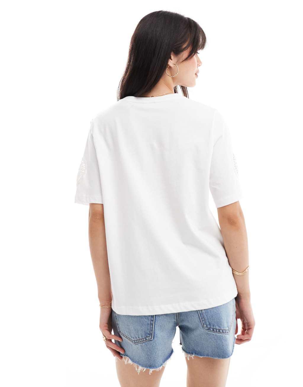 Object jersey t-shirt with cutwork in white Product Image