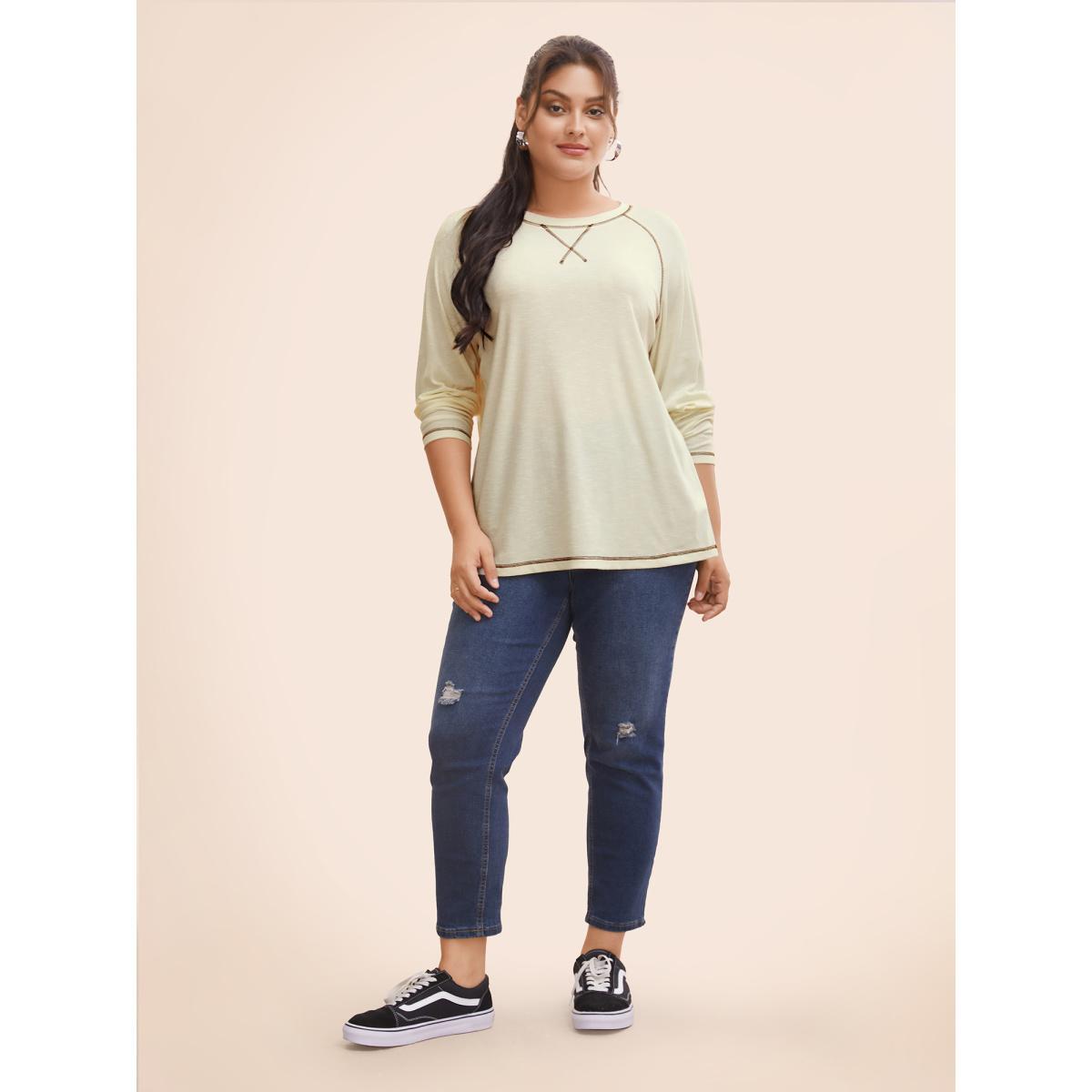Plus Size Crew Neck Contrast Stitch Raglan Sleeve T-shirt Ivory Women Casual Topstitching Round Neck Everyday T-shirts BloomChic 14-16/1X Product Image