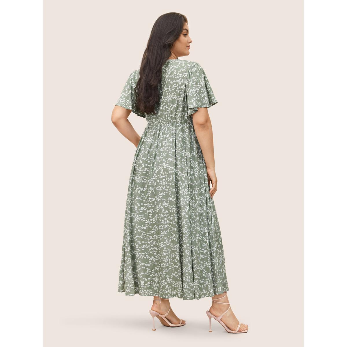 Ditsy Floral Printed Vintage Plus Size Women Vacation Long Dress Ruffle Sleeve Half Sleeve V Neck Pocket Elegance Dresses BloomChic Product Image