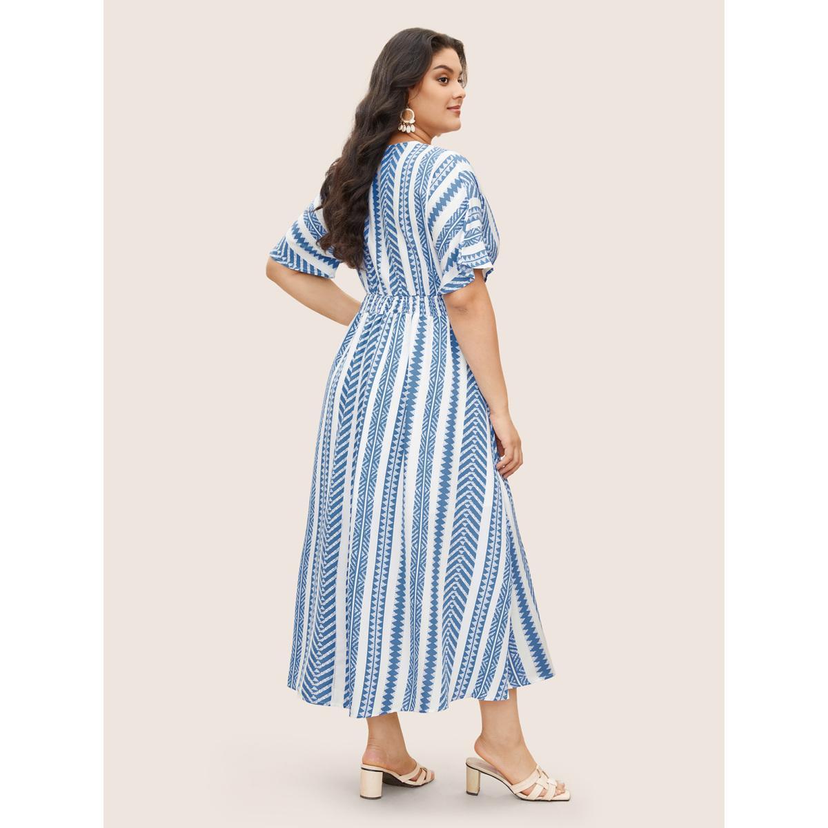 Plus Size Solid Geometric Dolman Sleeve Pocket Shirred Split Hem Dress Blue Women Resort Non V-neck Half Sleeve Curvy Long Dress BloomChic 28/5X Product Image