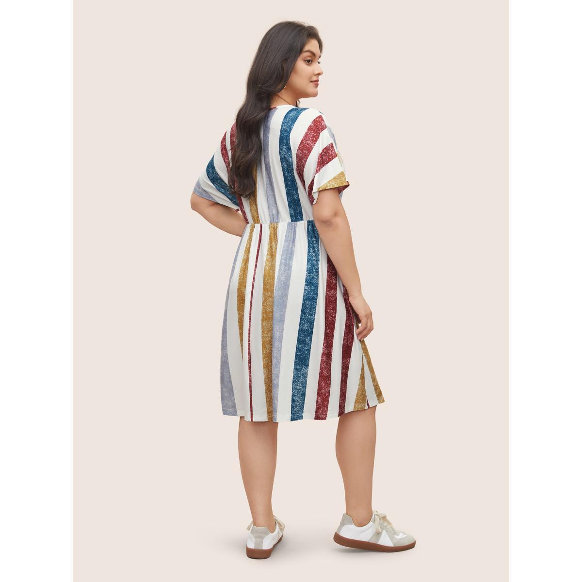 Plus Size Color Striped Pocket Batwing Sleeve Dress Multicolor Women Casual Non V-neck Short sleeve Curvy Midi Dress BloomChic 26/4X Product Image