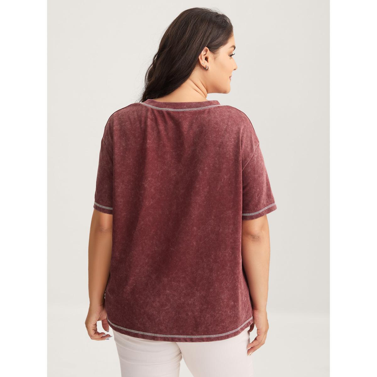 Plus Size Vintage Stretchy V-Neck T-Shirt Russet Women Topstitching V-neck Everyday-Casual T-shirts BloomChic 30/6X Product Image