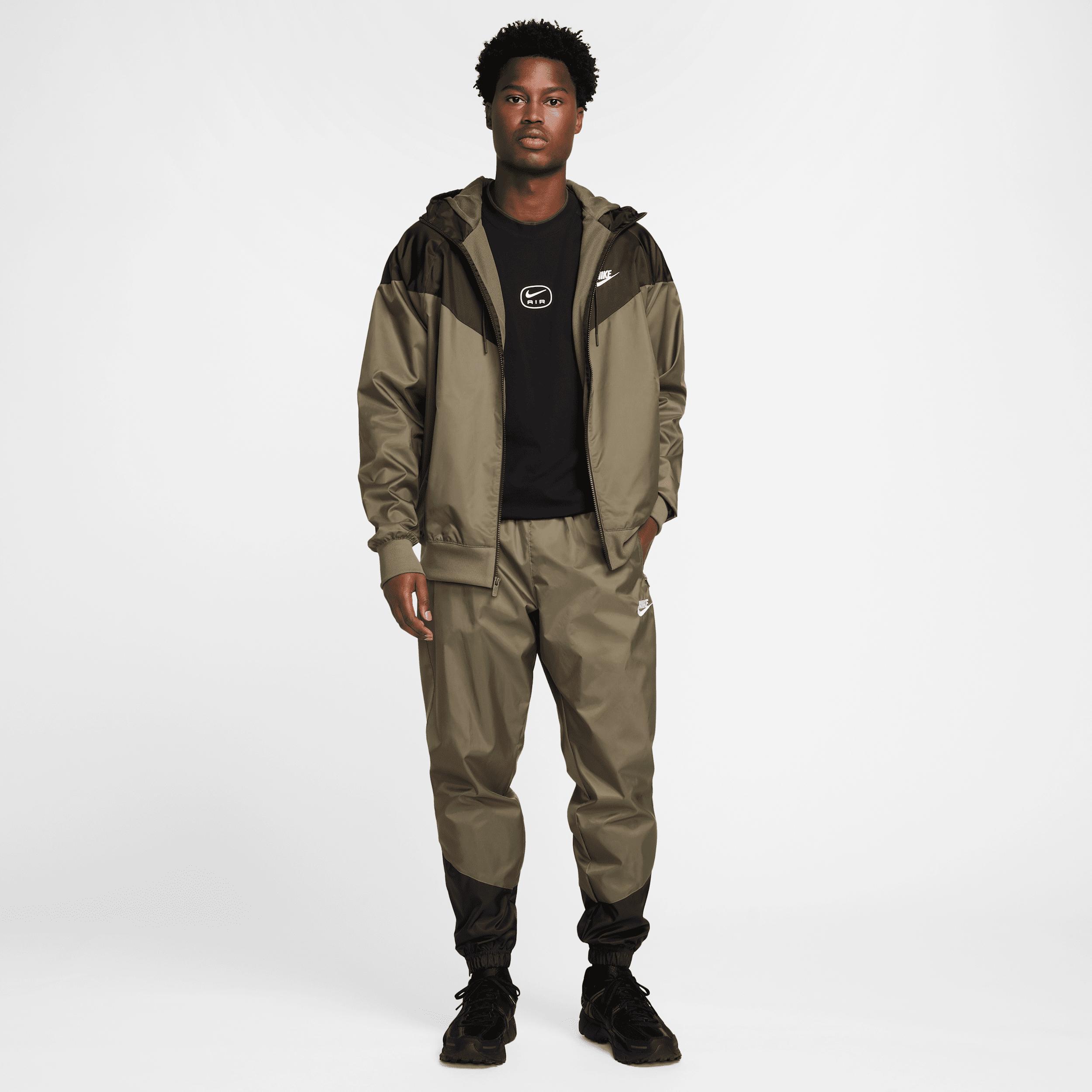 Nike Men's Windrunner Woven Lined Pants Product Image