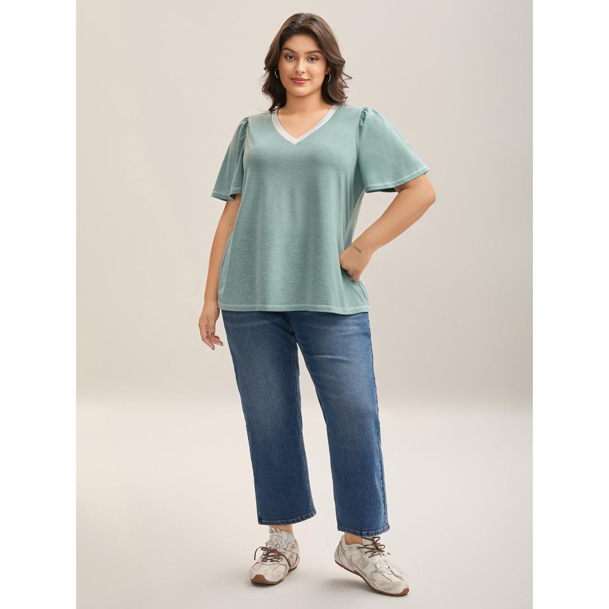 Plus Size Color Contrast Bamboo Textured T-Shirt Greenbean Women Gathered V-neck Everyday-Casual T-shirts BloomChic 10/M Product Image