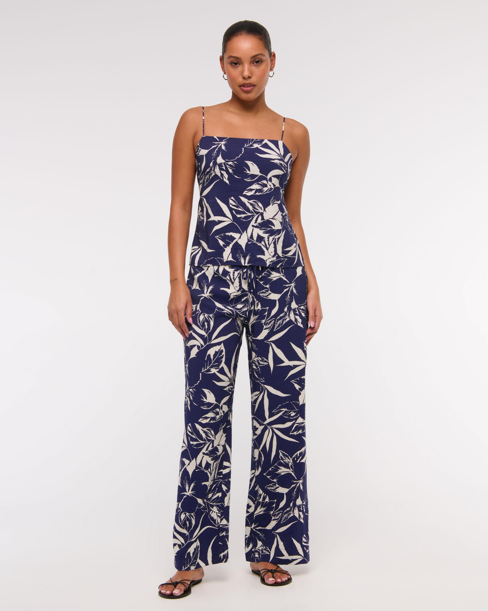 Textured Pull-On Pant Product Image