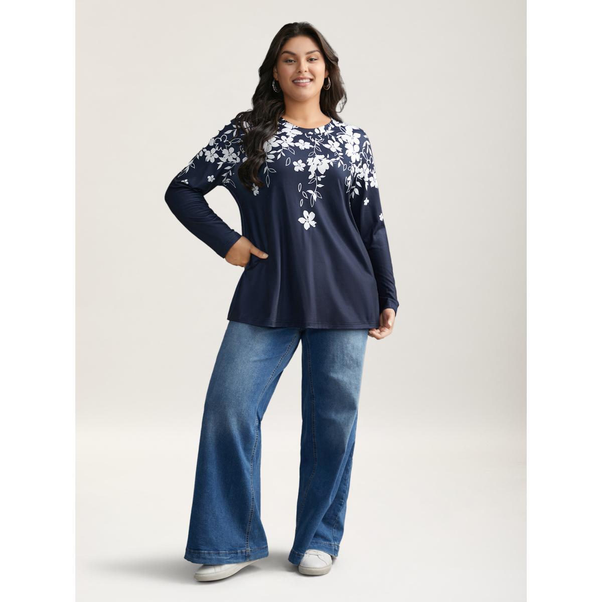 Plus Size Round Neck Boho Print T-Shirt Indigo Women Casual Contrast Natural Flowers Round Neck Everyday T-shirts BloomChic 12/L Product Image