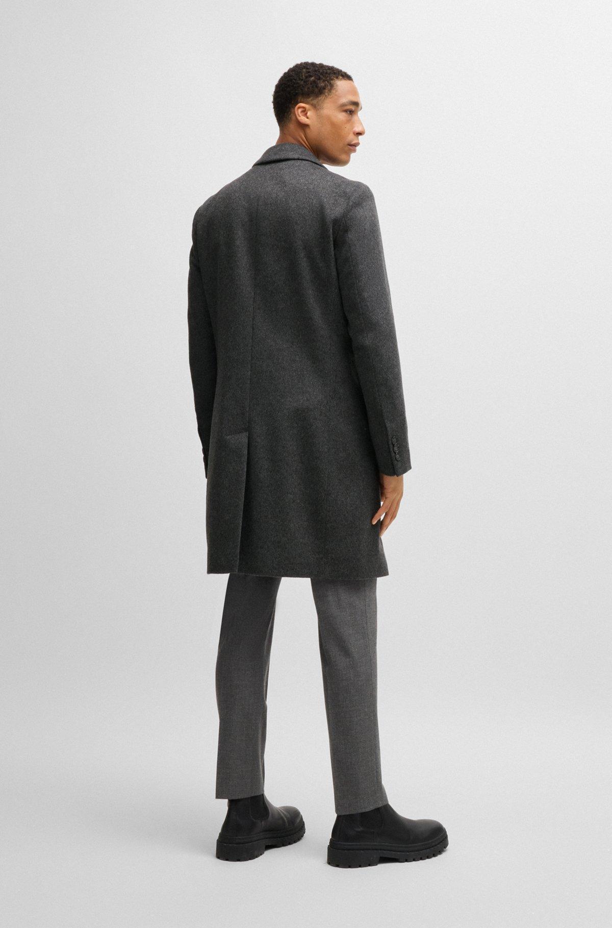Slim-fit coat in wool and cashmere Product Image