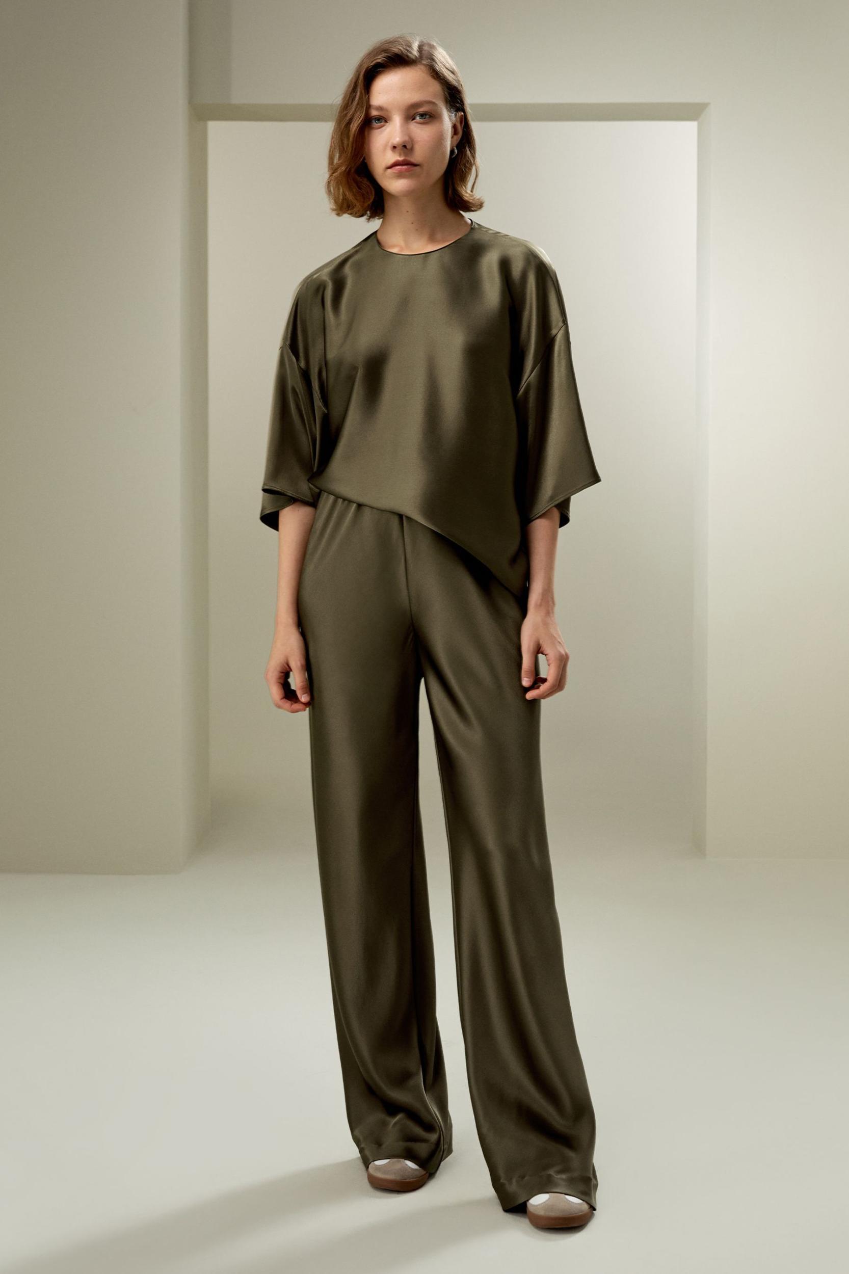 Full bias cut silk pants Product Image