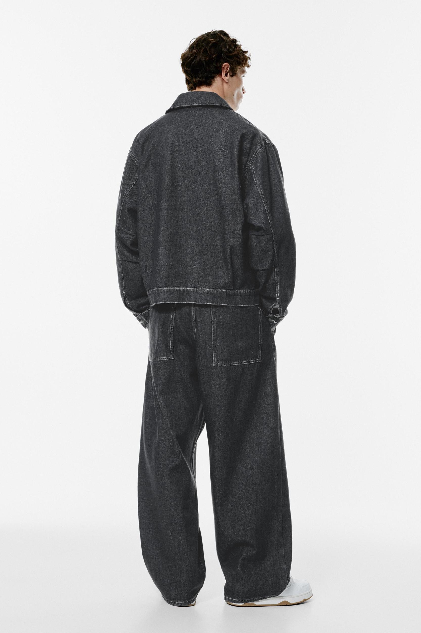 Wide-leg jeans with darts Product Image