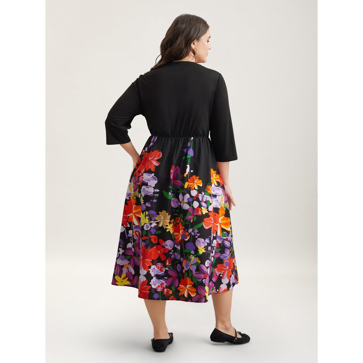 Plus Size Brush Stroke Flowers Notched Collar Dress Black Women Casual Button V-neck Elbow-length sleeve Curvy BloomChic 28/5X Product Image