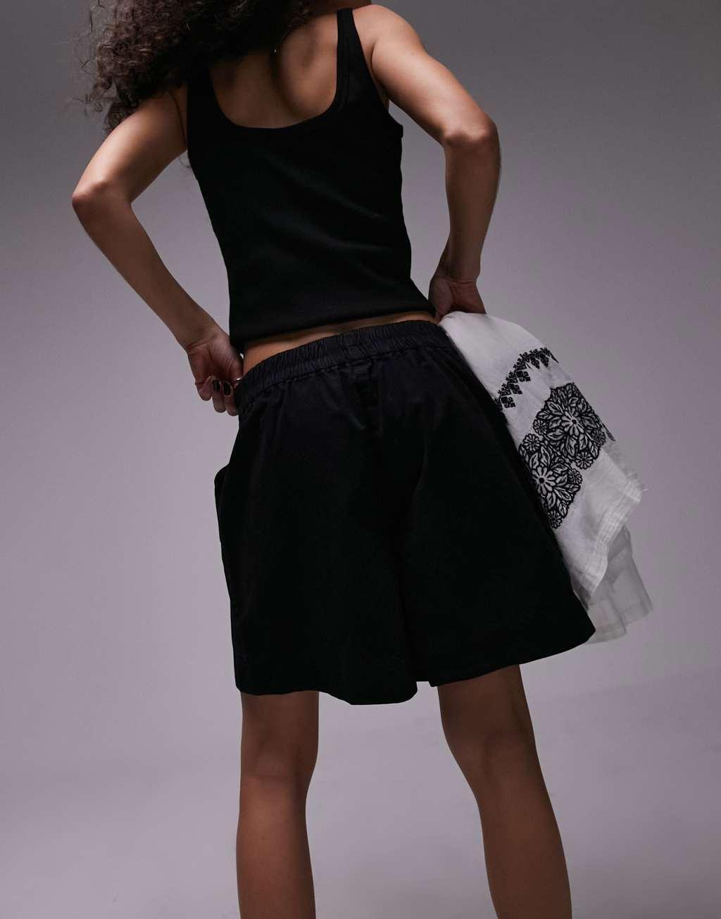 Topshop pull on boxy short in washed black Product Image