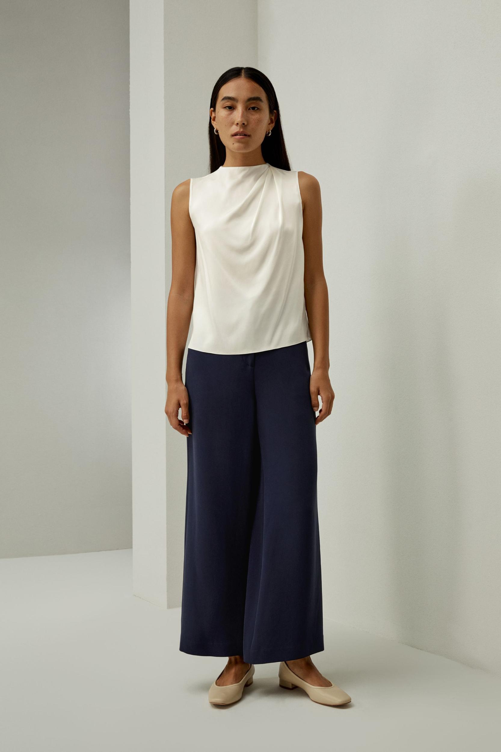 Sleeveless Minimalist Top Product Image