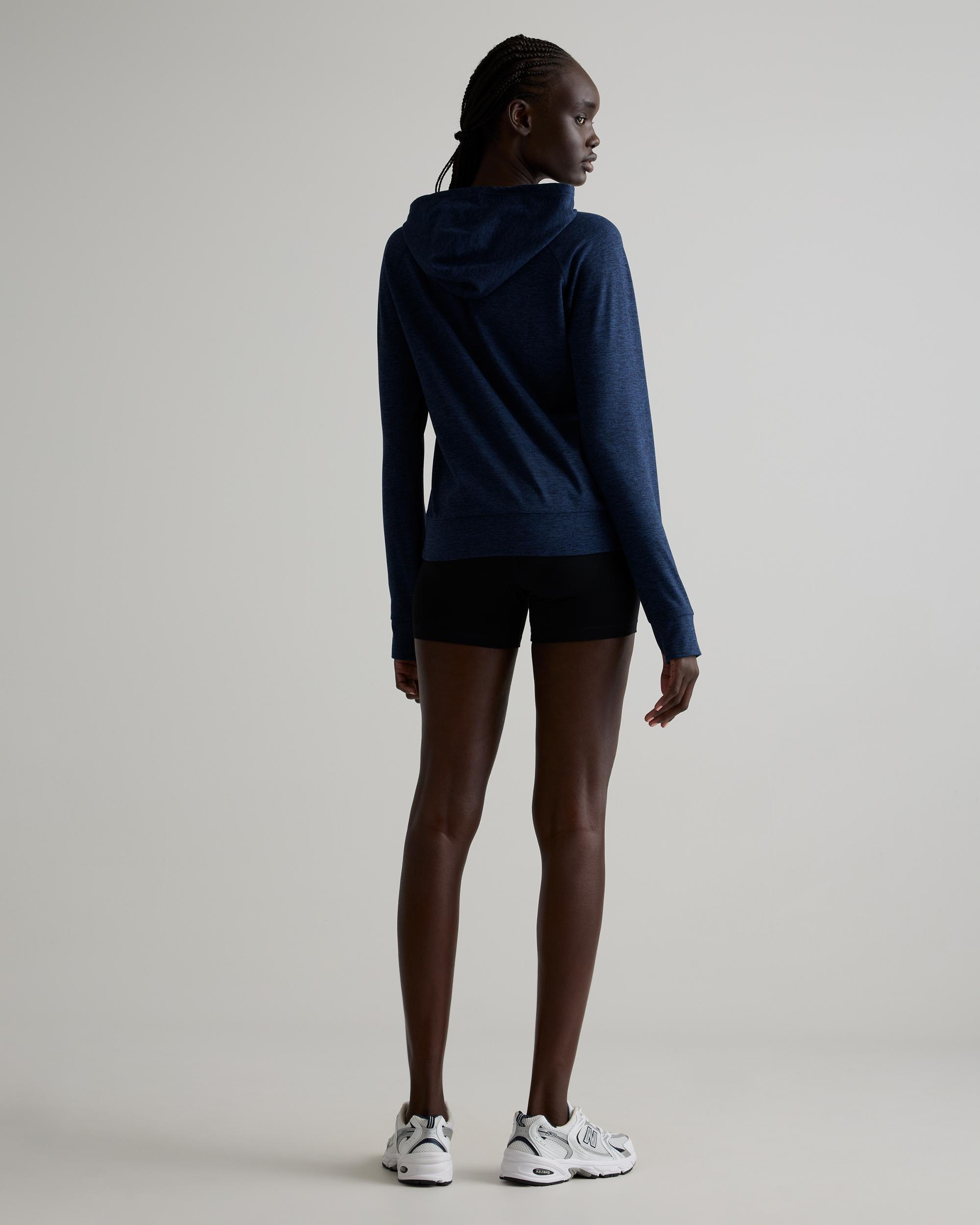 Quince | Women's Super Soft Performance Pullover Hoodie in Navy, Flowknit Activewear, Size XL, Recycled Polyester Product Image