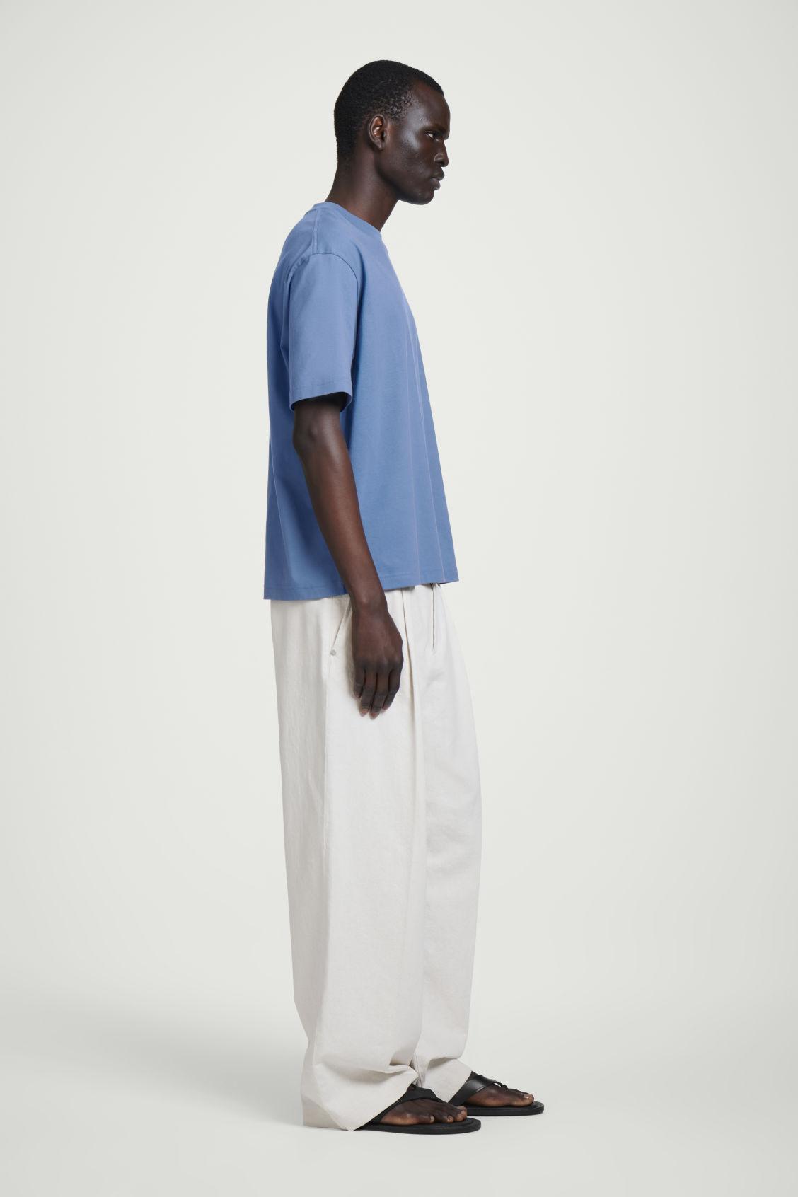RELAXED LIGHTWEIGHT COTTON T-SHIRT Product Image