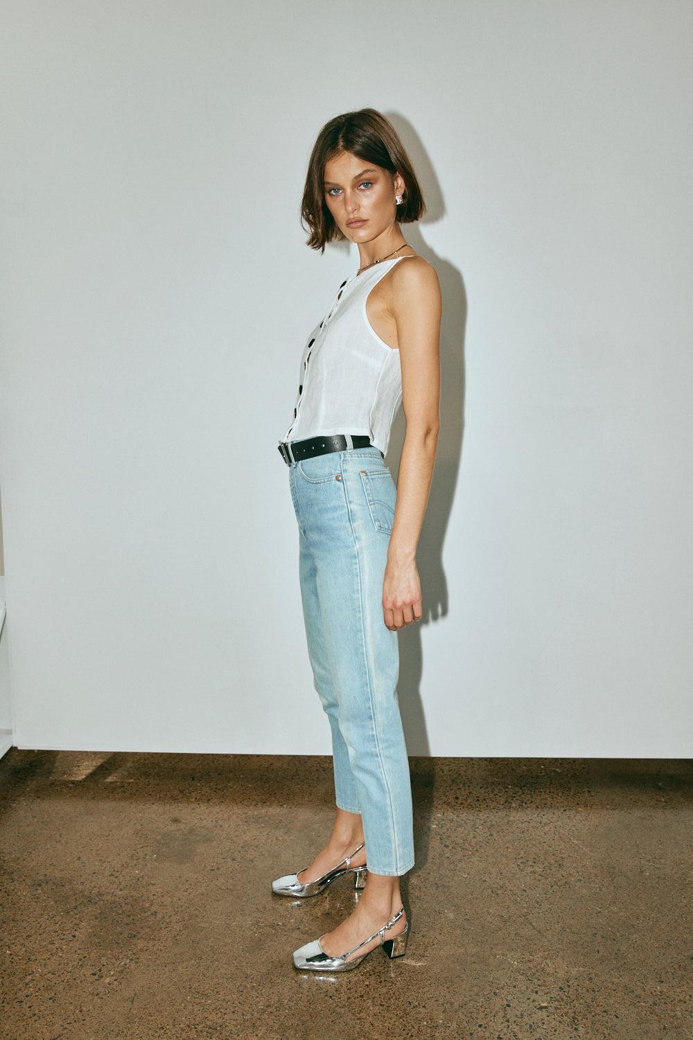 Rumi Linen Top White Product Image