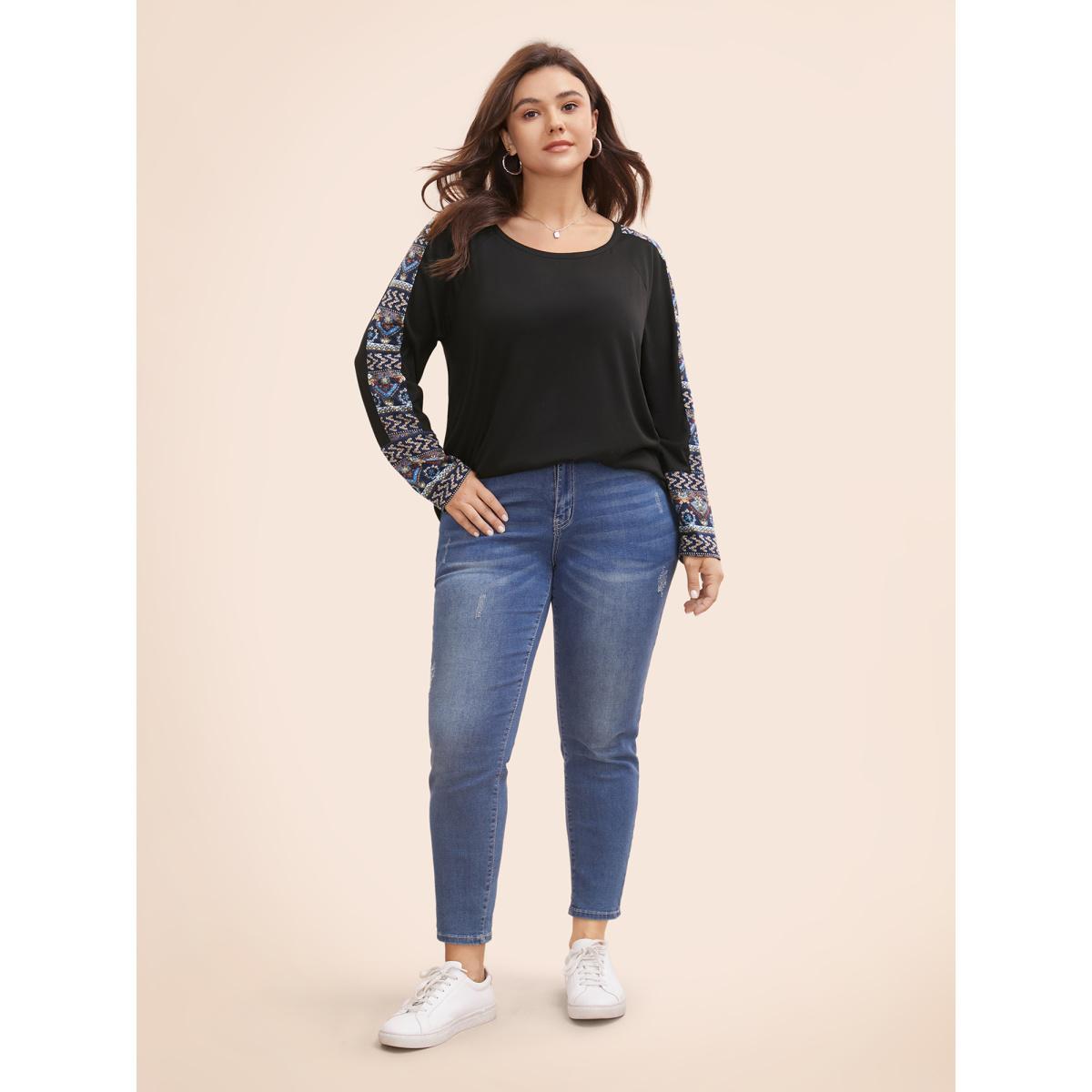 Plus Size Bandana Print Patchwork Round Neck T-shirt Black Women Casual Contrast Round Neck Everyday T-shirts BloomChic 30/6X Product Image