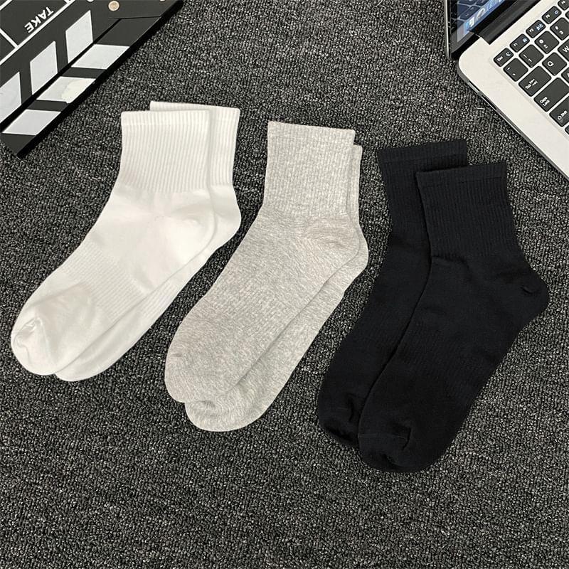 Plain Crew Socks Set Product Image